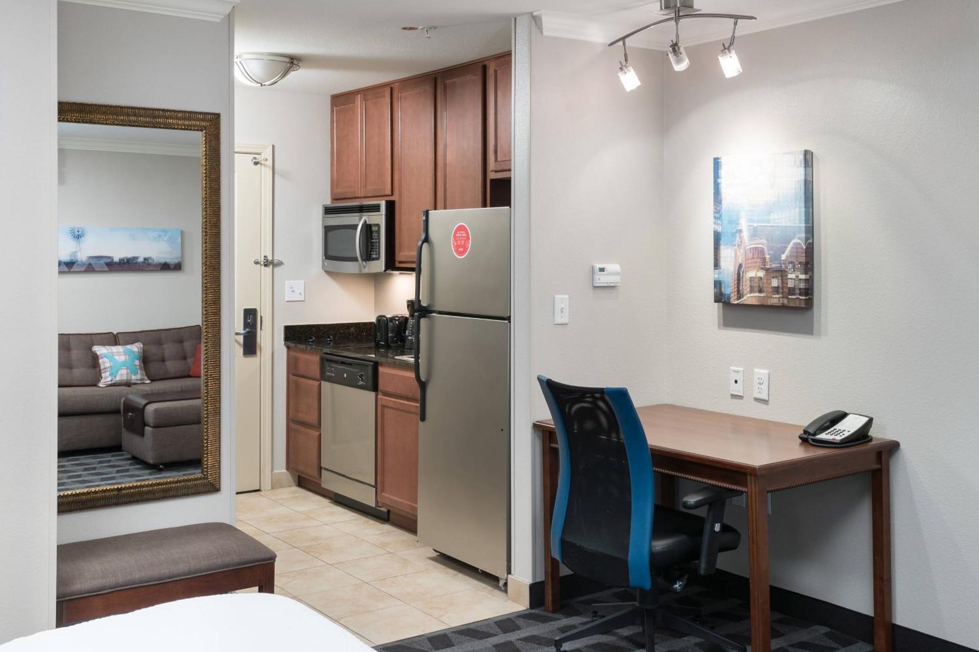 Towneplace Suites Fort Worth Downtown Exterior photo